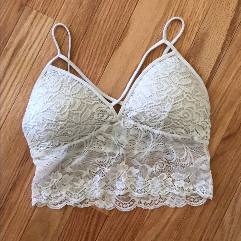 White lace bra